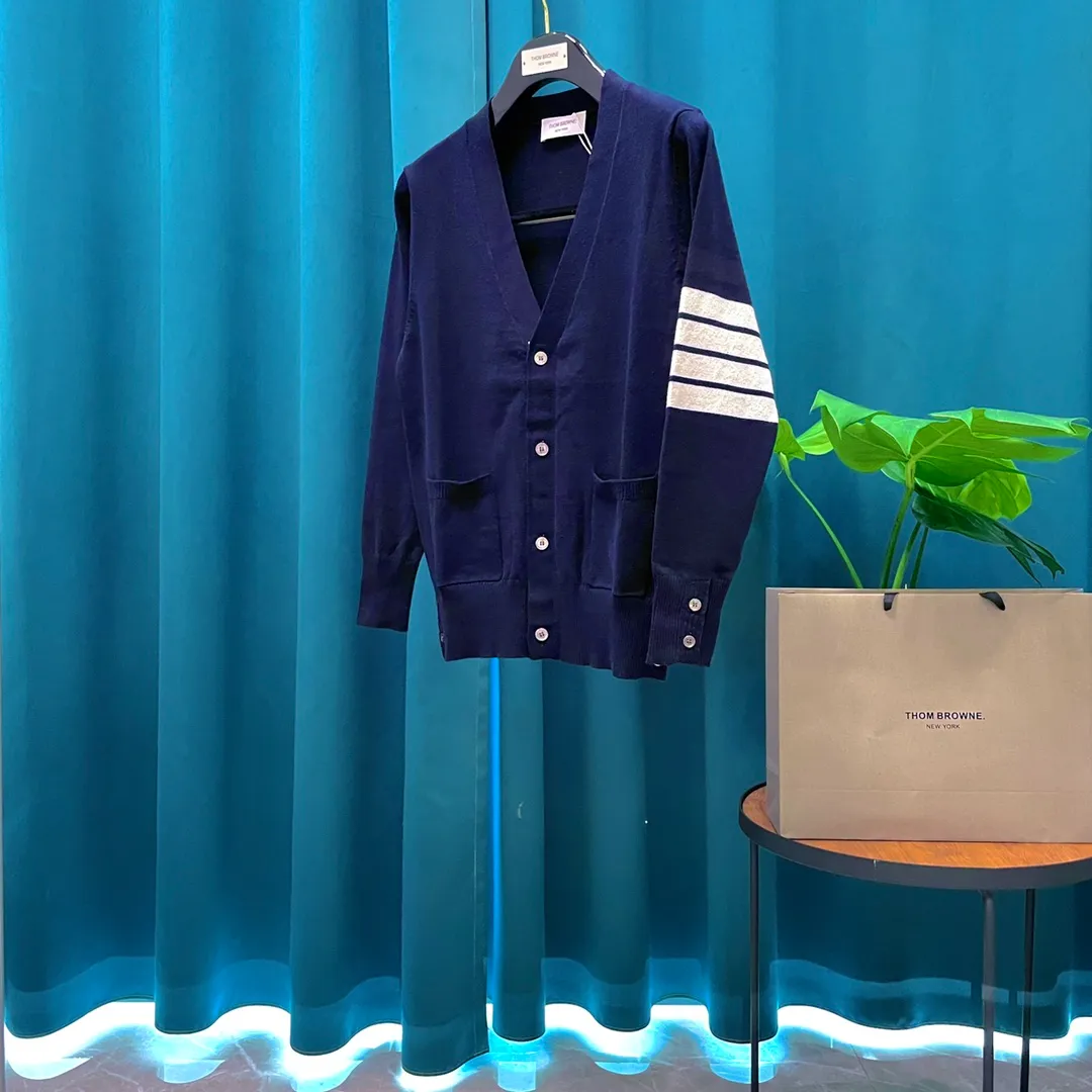 THOM BROWNE➡️ Classic Same Style Classic ， ， ， ， ， ， ， ， Color Change ， ， tb Classic ， ， ， ， Size：1-5